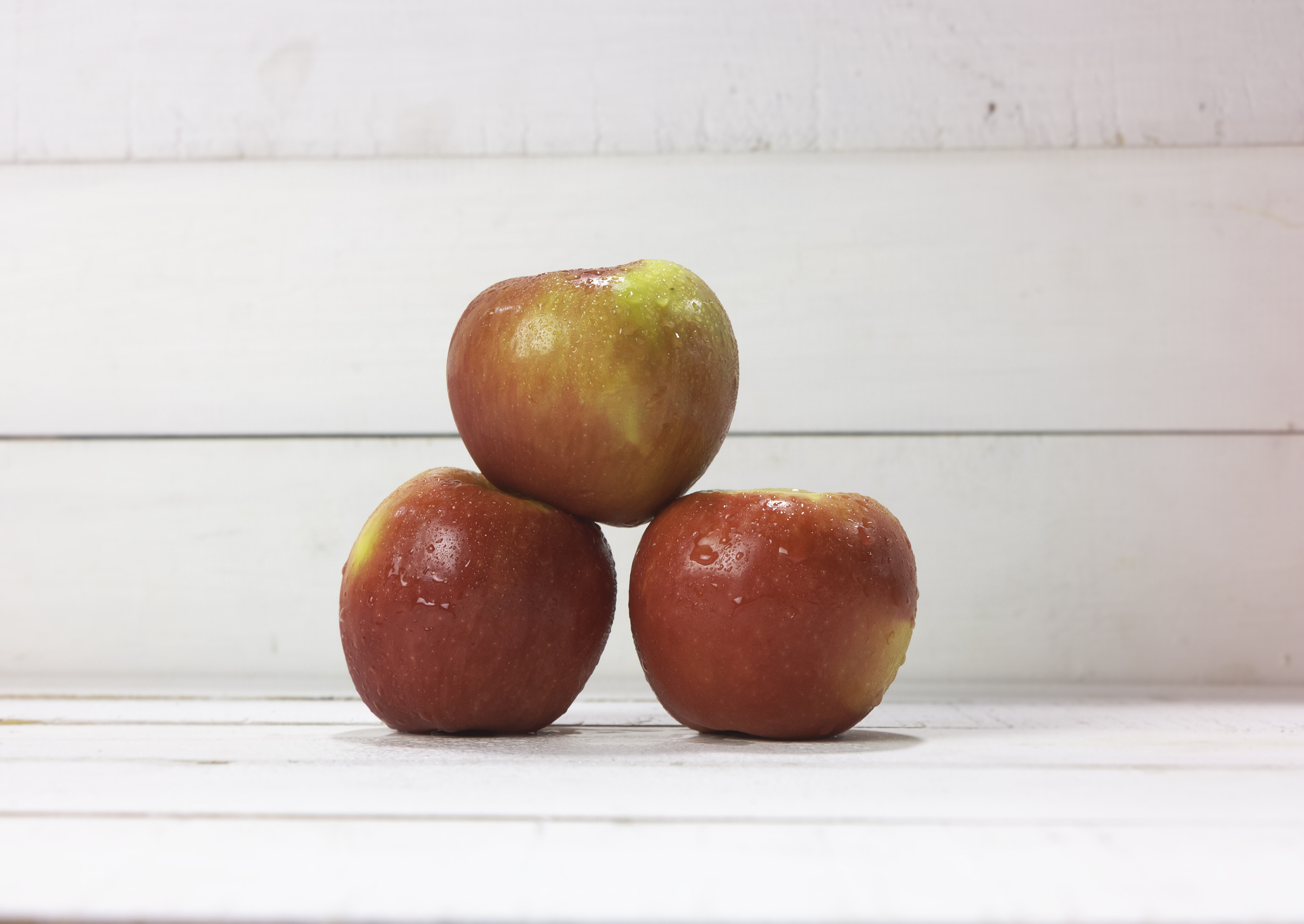 stacked apples